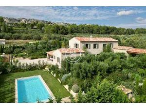 Villa de luxe à vendre à Saint-Rémy-de-Provence : 2 149 000€ | 240m²