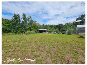 Terrain Plat avec Maisonnette proche Plage de Grande Anse