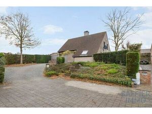 Ruime  rustig gelegen woning in Anzegem op 649 m²
