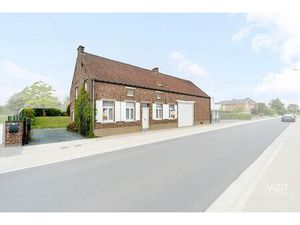 Karaktervolle boerderij met binnenkoer in Waarbeke (Geraardsbergen)