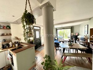 Maison de 110 m² à Meriel