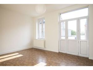 volledig gerenoveerde woning met authentieke elementen