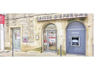 Local commercial centre ville TAULIGNAN