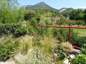 À vendre – Auberge de charme en Drôme provençale (fonds + murs indissociables)