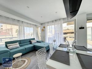 Appartement à vendre 2 pièces 49 m² - Saint-Raphaël (83) - 425 000€