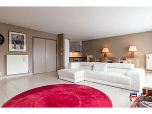 Appartement te koop in Hoboken met 2 slaapkamers