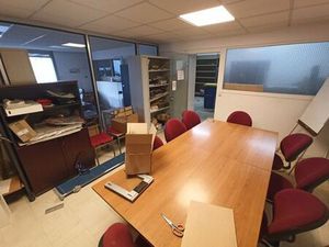Bureau de prestige de 267 m2 en location - Panazol  France
