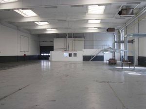 Magazijn 1.001m² met kantoor Haven Antwerpen