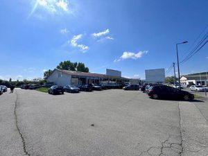 Bâtiment industriel à vendre  situé à Grigny (69520)  en bordure de la D386 et proche des 