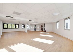 BUREAUX RENOVÉS PROCHE DE LA FUTURE LIGNE 15