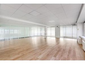 BUREAUX RENOVÉS PROCHE DE LA FUTURE LIGNE 15