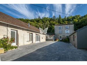 VENTE d'une maison F28 (591 m²) à SAINT MARTIAL DE VALETTE