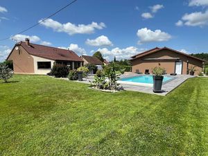 Vente maison 6 pièces 105 m² à Louhans (71500)  299 500 €