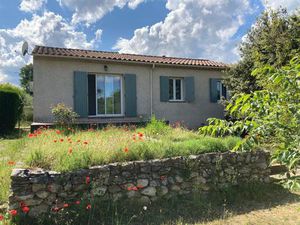 Location maison 4 pièces 87 m² à Villeneuve-lès-Avignon (30400)