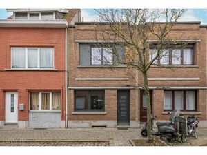 Huis te koop in Merksem met 3 slaapkamers
