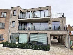 Appartement à louer à Dampoortstraat 160 Sint-Kruis (RBU86738)