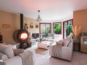 Vente maison 6 pièces 123 m² à La Forest-Landerneau (29800)  379 080 €