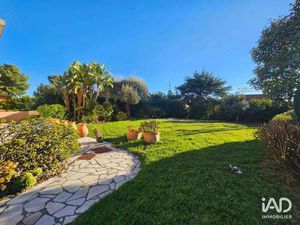 Vente Appartement 4 pièces Piscine à Antibes (06160) : à vendre 4 pièces Piscine / 116m² A