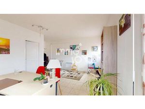 Local Professionnel 44 m2 Za du Boutet