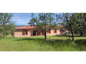 Villa 4 pièces sur terrain piscinable 2680m²