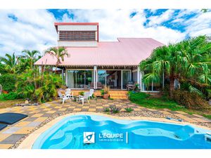 Villa d'architecte proche du Lagon de l'Ermitage