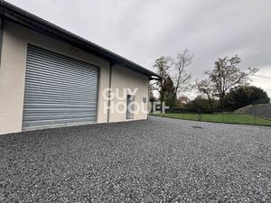 LOCAL / ENTREPÔT NEUF à louer 147 m² avec extérieur