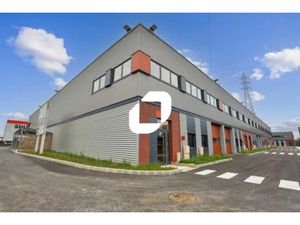 A LOUER  locaux d'activités neufs  proximité N104