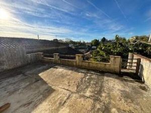 Maison de 251 m2 à rénover avec local commercial