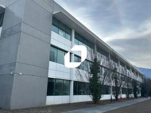 A LOUER  ZONE ATTRACTIVE