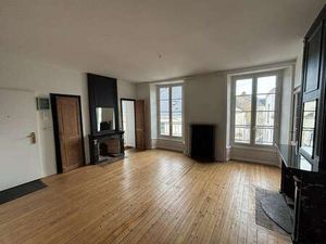 Location Appartement 3 pièces à Laval (53000) : à louer 3 pièces / 82m² Laval