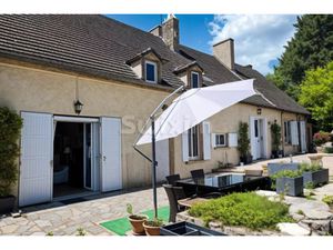 Vente propriété 12 pièces 483.26 m² à Santenay (21590)  575 000 €