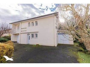 Vente maison 5 pièces 140 m² Mazères-Lezons (64110)