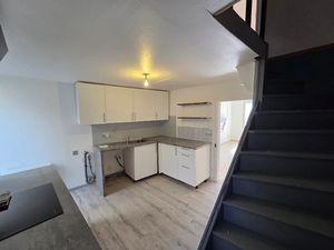 Vente appartement 4 pièces 68 m² à Châteauneuf-sur-Charente (16120)  78 000 €