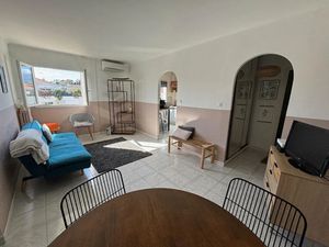 Vente appartement 2 pièces 42 m² à Cagnes-sur-Mer (06800)  164 300 €