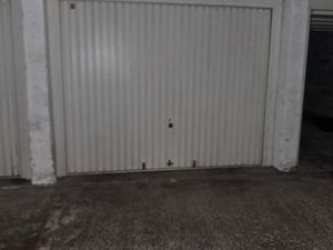 Garage a vendre croix