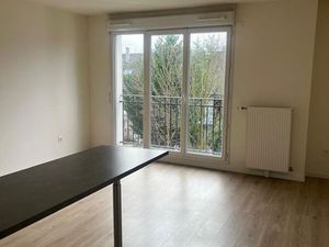 Studio 1 pièce 28 m²