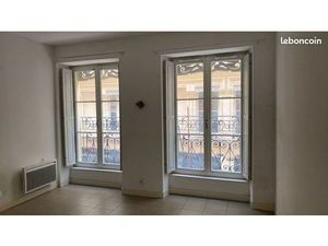 Studio 1 pièce 26 m²