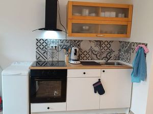 Spacieux studio 25 m² avec terrasse – tout confort – idéal personne seule