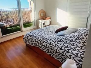 Bel Appartement T3 lumineux 72 m2 balcon terrasse place pkg ss sol