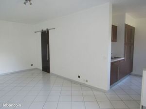 Appartement 2 pièces 53m2 rdj +place de parking