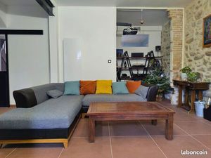 Charmante maison de ville 3/4 chambres avec jardin