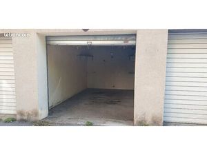 Parking/box 1 pièce 15 m²