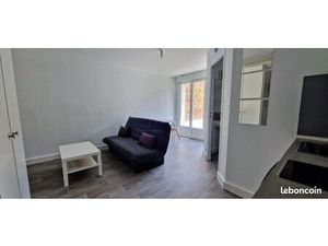 Studio 26 m² meublé et rénové avec cour extérieure – Quartier Saint Acheul