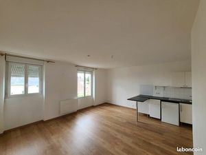 ORLEANS Barrière St Marc F1 30m² + parking