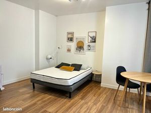 Studio – 21 8 m² – Centre historique de Valence