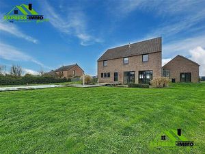 Maison à vendre avec jardin et 3 chambres   Villers-le-Peuplier (VBD62025)