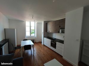 A louer studio meublé rénové