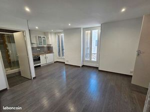 Studio 1 pièce 24 m²