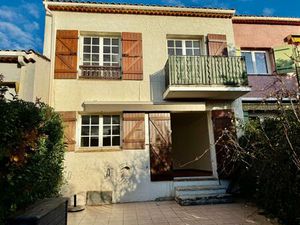 Villeneuve-Loubet - Maison 5 Pièces 105 m² - Piscine - Tennis - Parking