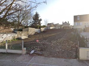 Terrain à bâtir de 491 m² à CHARTRES (28)
